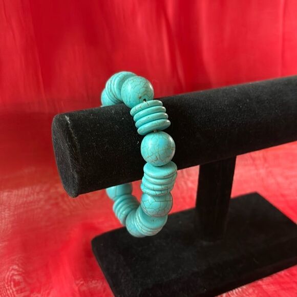Blue Stretch Beaded Bracelet - Picture 1 of 5